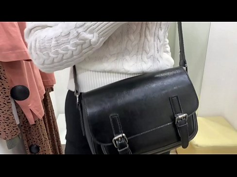 ❤️ Ëffentlech Masturbatioun vu jonke Bitch FeralBerry mat engem Dildo am Fittingsraum ️ Porno op lb.port-amurasso.ru ❌️❤